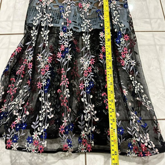 UNBRANDED Women's Floral Vine Embroidered Maxi Sleeveless Overlay Dress Size S - Picture 8 of 15